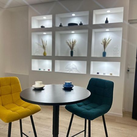 Maison Des Ambans Chambres D'Hotes Hypercentre 200M De La Gare Et Petit Dejeuner Inclus أجان المظهر الخارجي الصورة