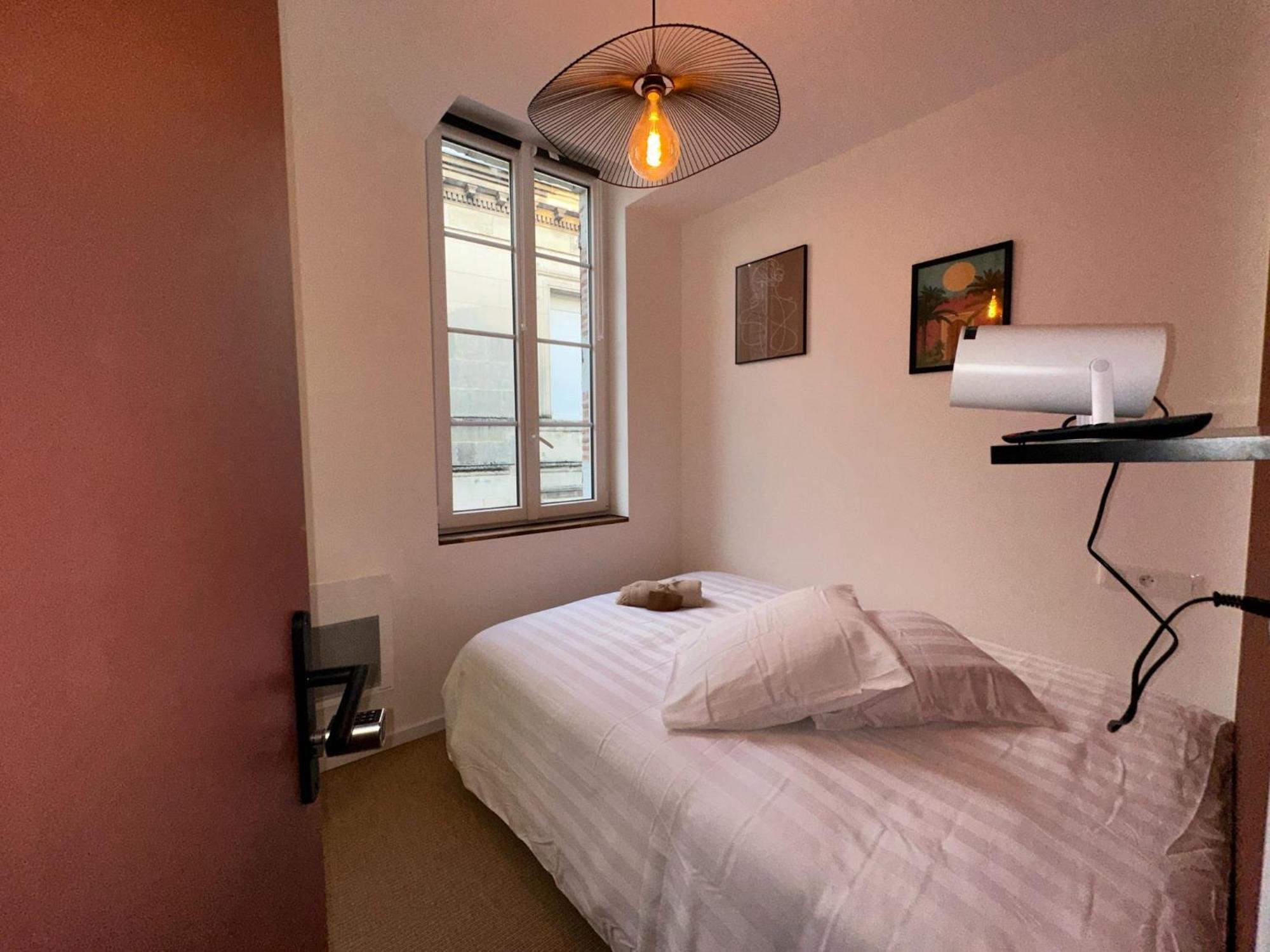 Maison Des Ambans Chambres D'Hotes Hypercentre 200M De La Gare Et Petit Dejeuner Inclus أجان المظهر الخارجي الصورة